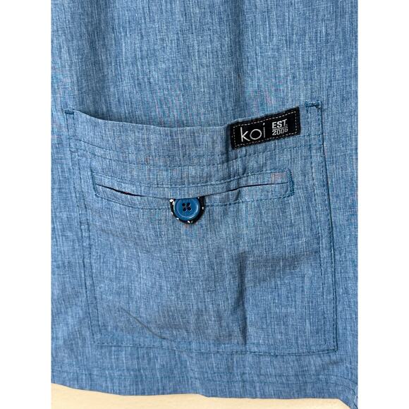 Koi Basics Women’s Scrub Top XL Blue Chambray V-Neck Pockets – Great Condition - Picture 3 of 6